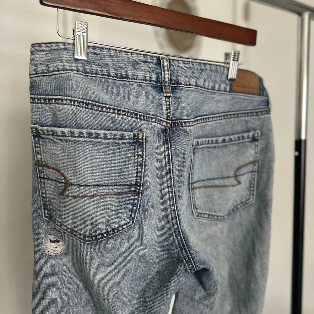 Distressed Blue Jeans - Picture 4 of 5